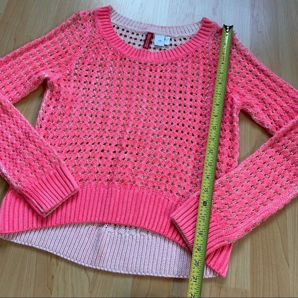 Pink H&M Sweater - Picture 8 of 8